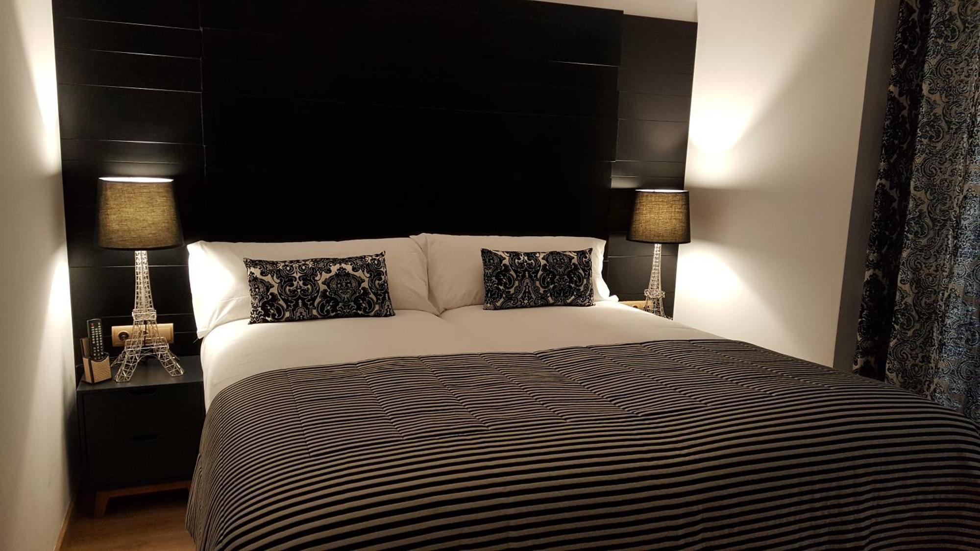 Apartamentos Art Suite Сантандер Экстерьер фото